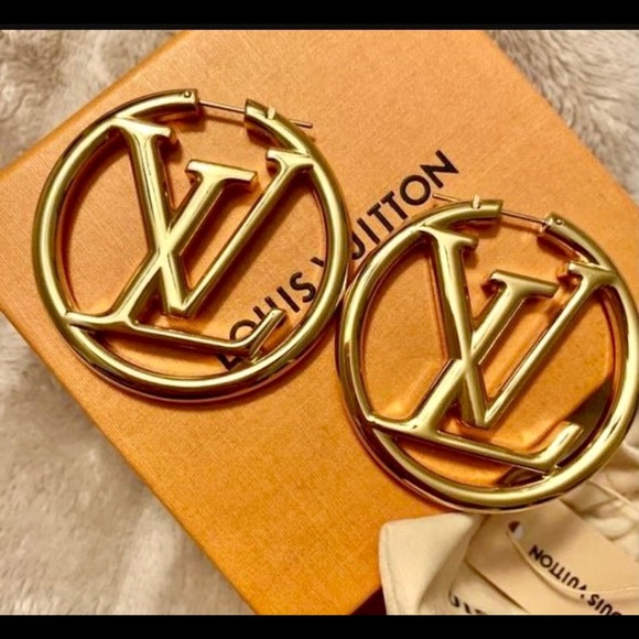 **SOLD**❤️Louis Vuitton Louise Earrings ❤️ - Picture 2 of 7